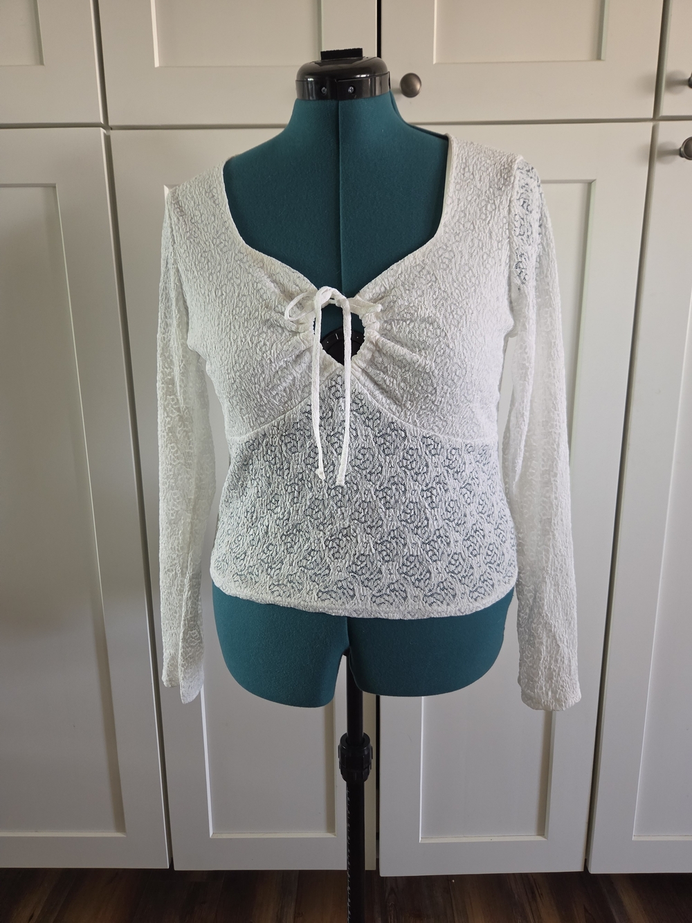 White Lace Tie-Front Women's Top Size Xl By Rebellious Dreamer